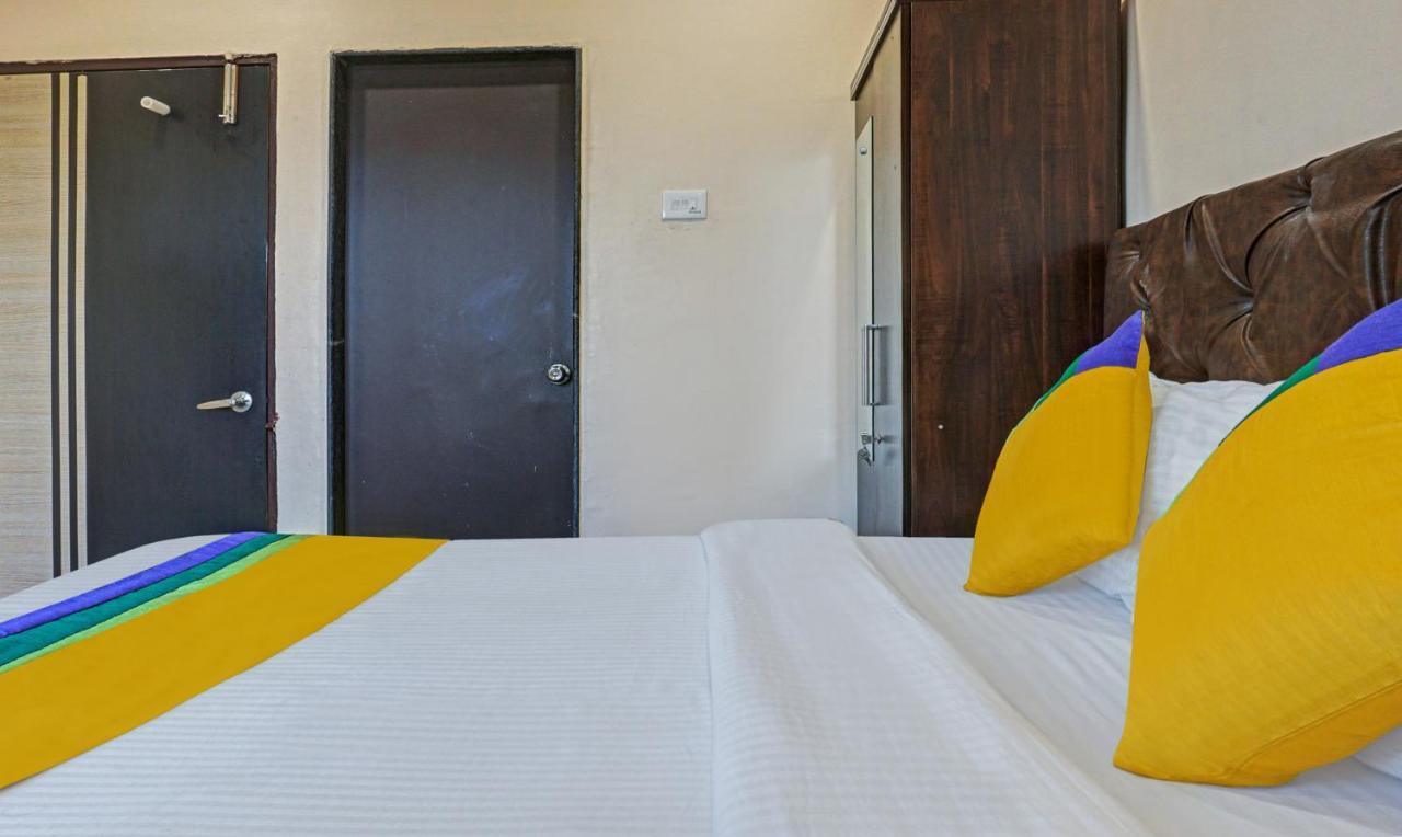 Treebo Trip Punest Hotel Hadapsar Phursungi Bagian luar foto