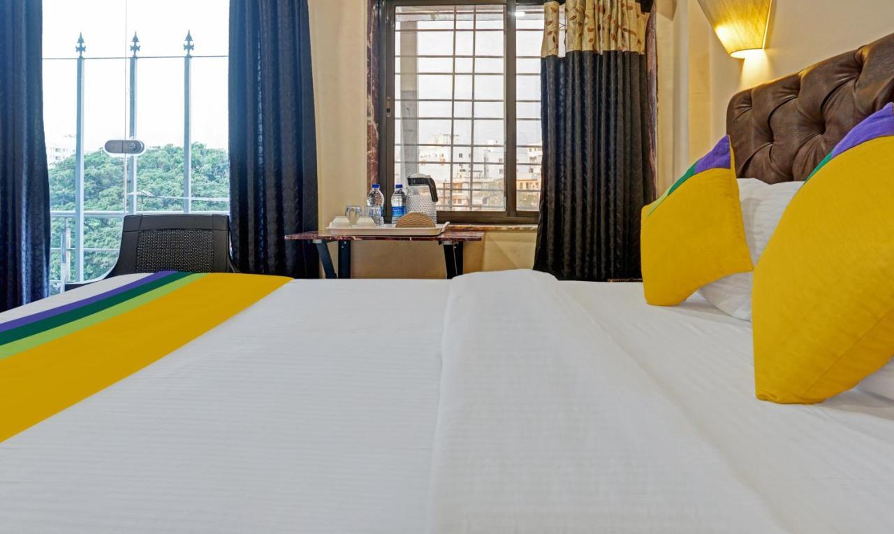 Treebo Trip Punest Hotel Hadapsar Phursungi Bagian luar foto