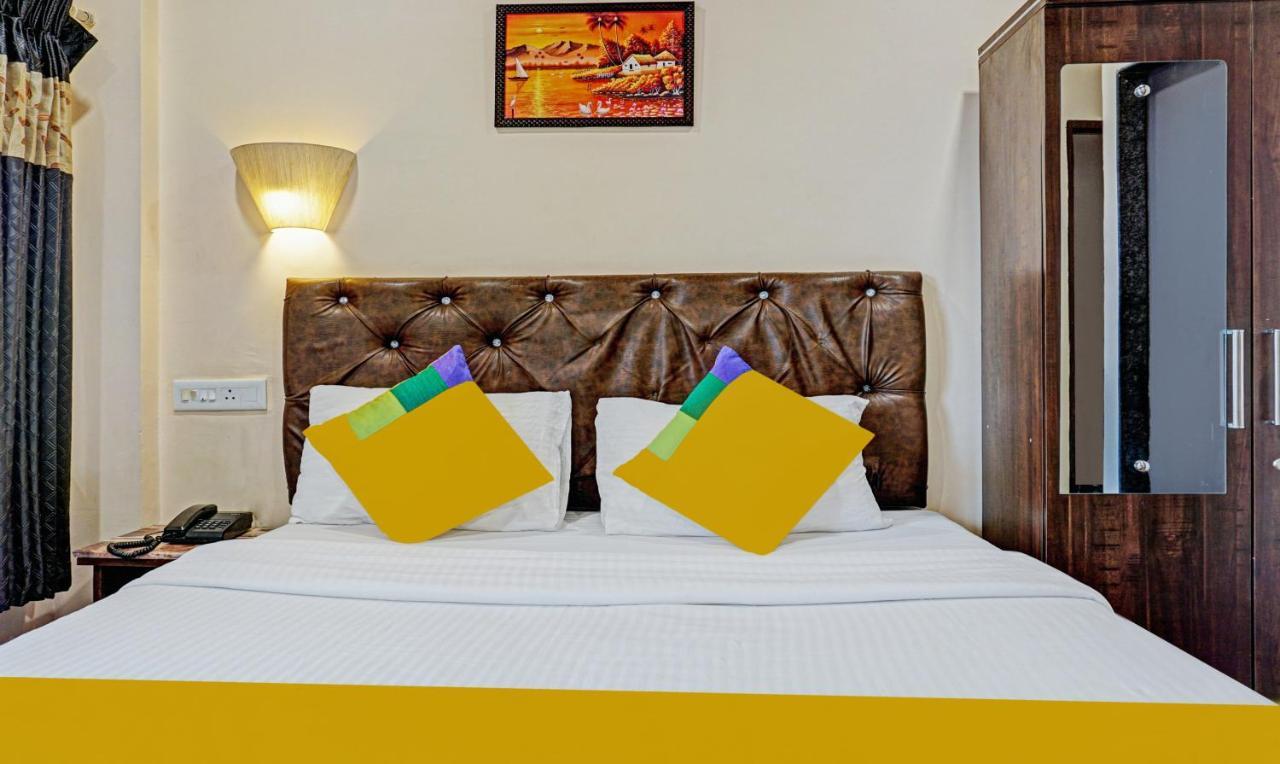 Treebo Trip Punest Hotel Hadapsar Phursungi Bagian luar foto